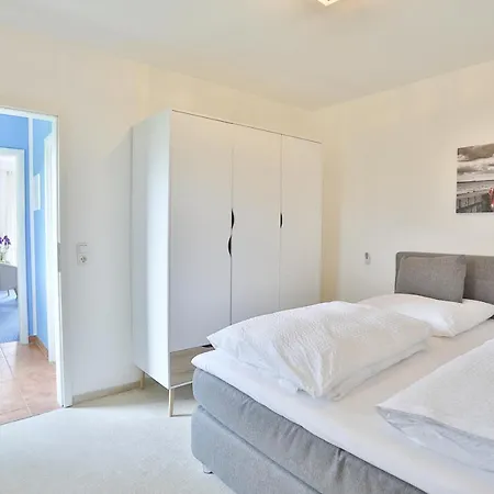 Haus Ostsee - Ferienwohnung Leuchtturm 아파트